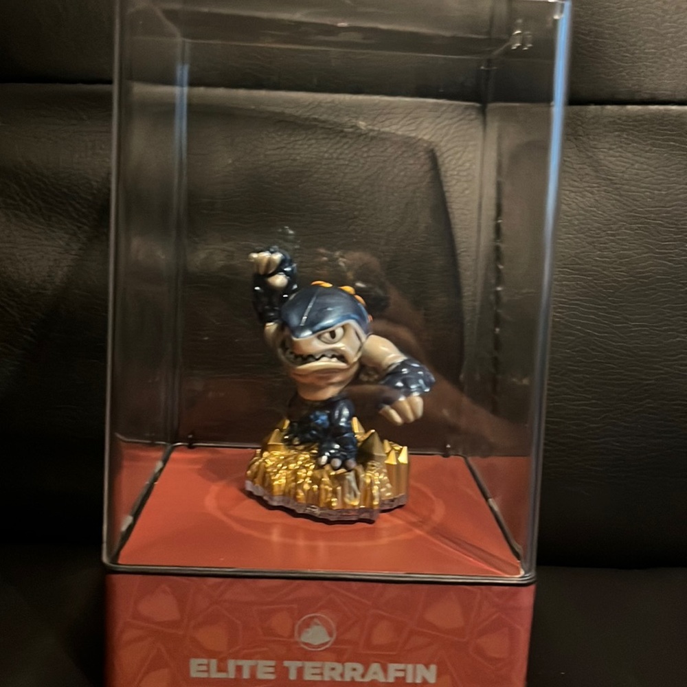Skylander eons elite terrafin